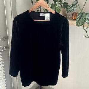 Liz Baker Black Velvet Long Sleeve Womens M Elegant Minimalist Pullover Tunic